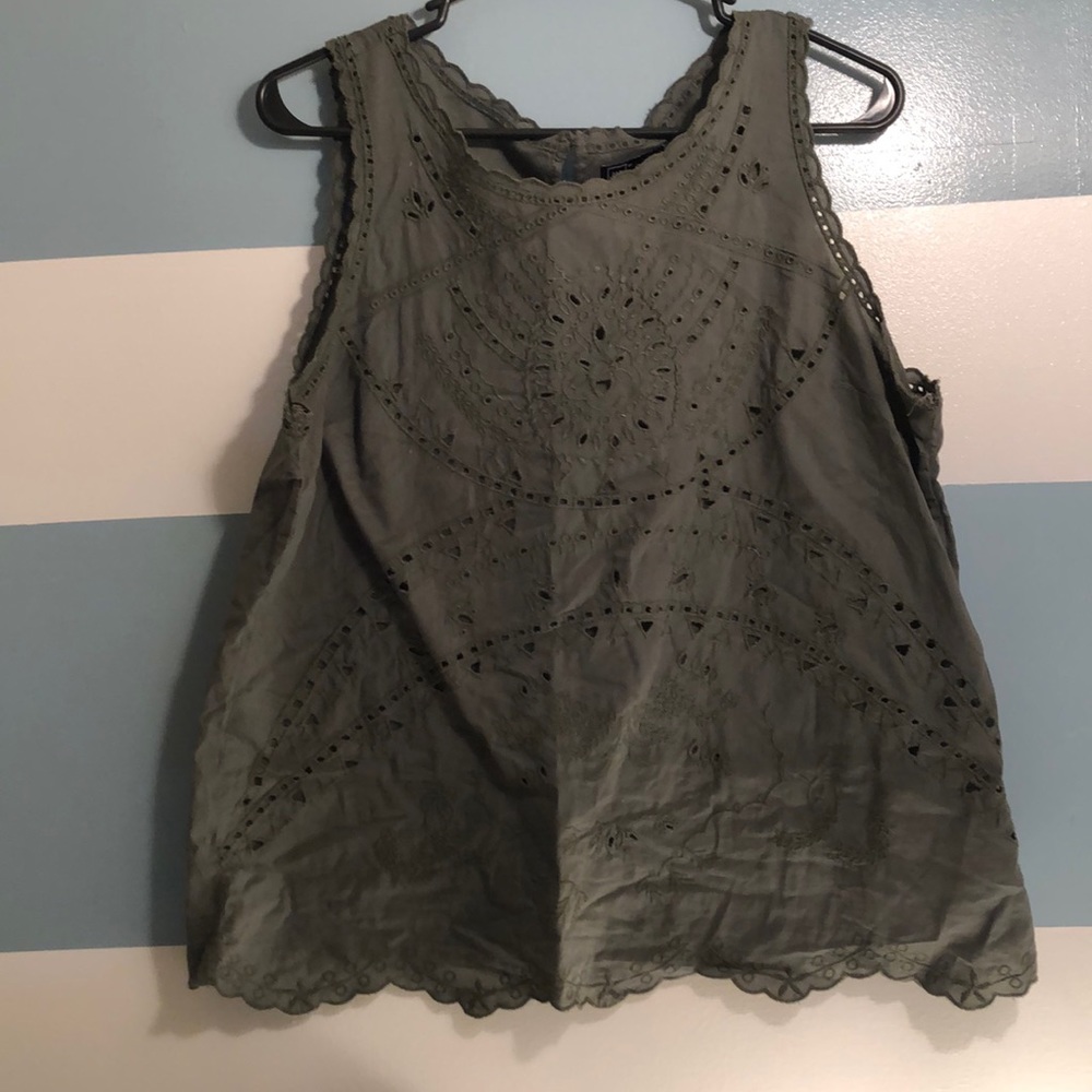 Tank - Picture 2 of 2